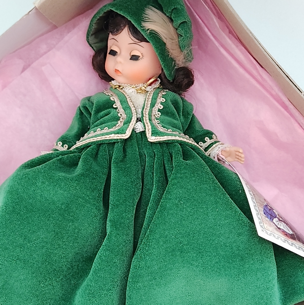 Madame Alexander doll Scarlett 400
